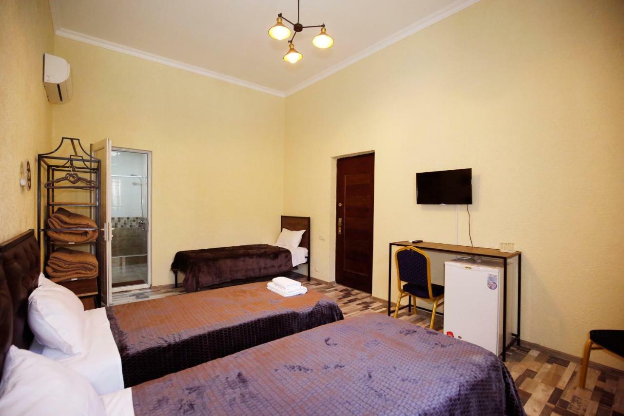 Green Flower Hotel Kutaisi Luaran gambar