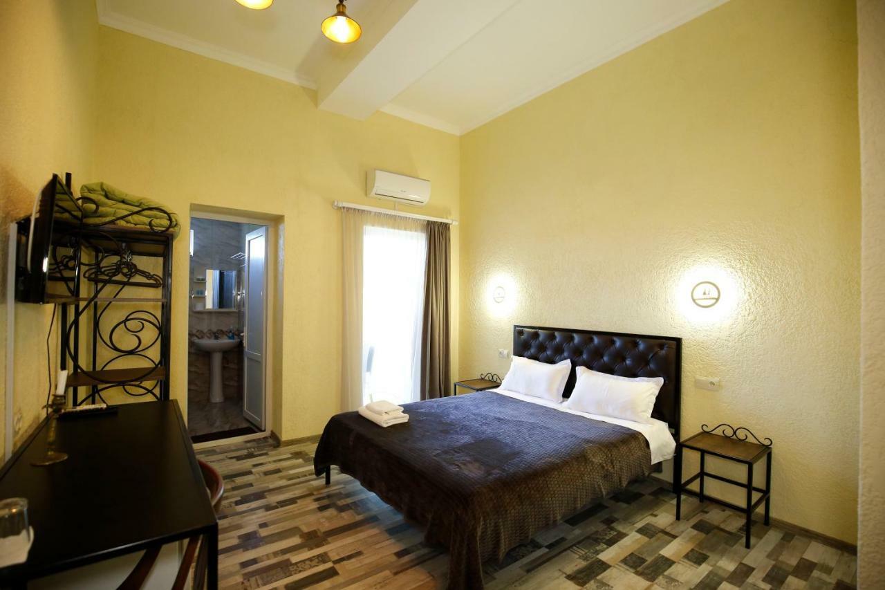 Green Flower Hotel Kutaisi Luaran gambar